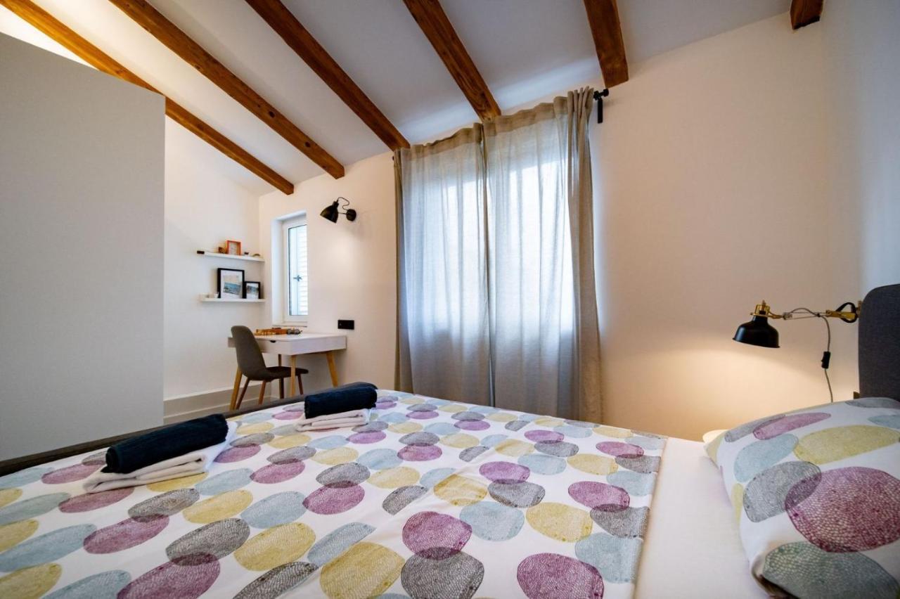 Novouredeni Apartman Marko Mundanije Esterno foto